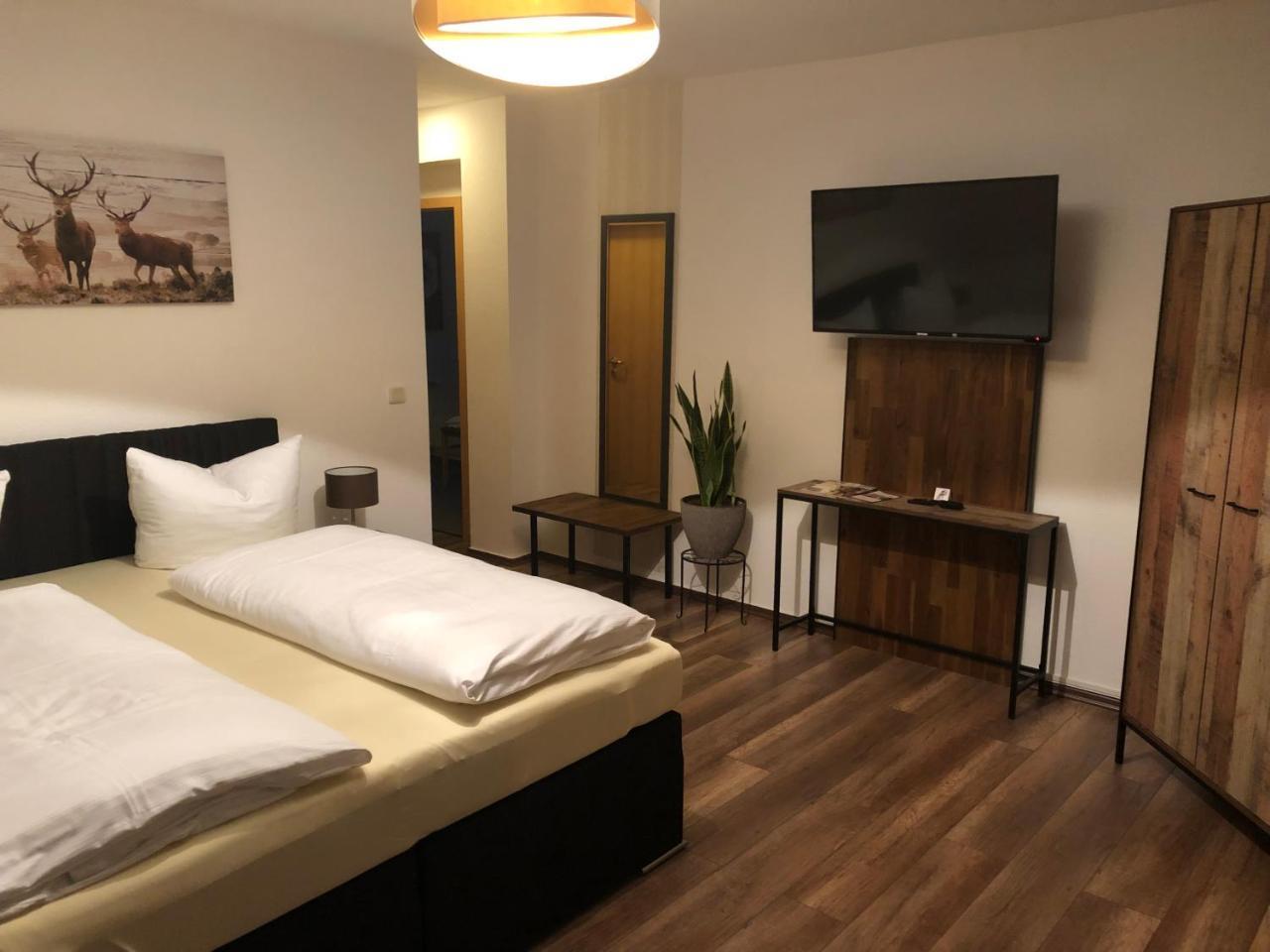 Hotel Garni Zum Rebstock Naumburg  Luaran gambar