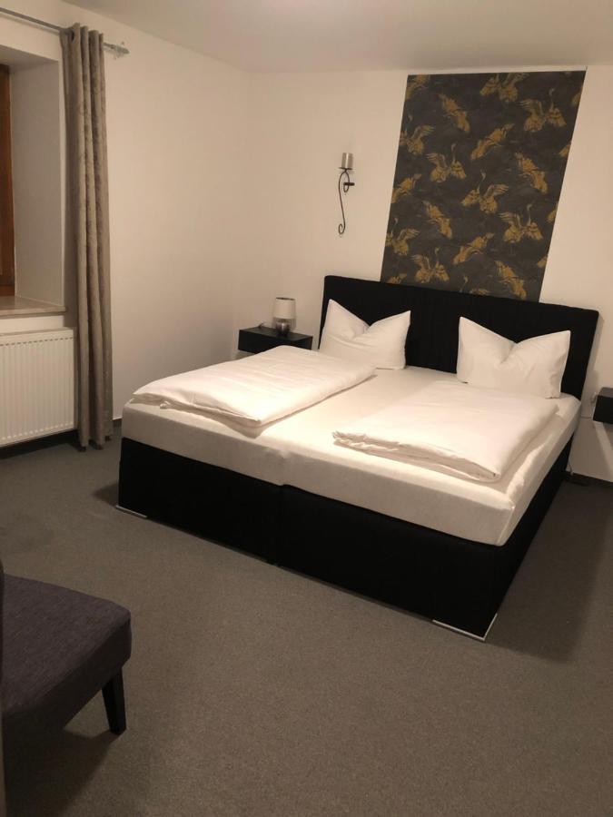 Hotel Garni Zum Rebstock Naumburg  Luaran gambar